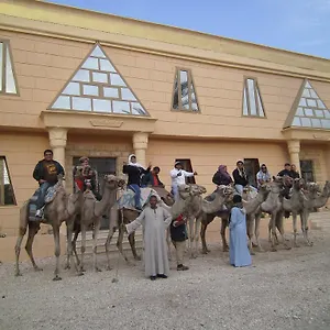 فندق أهرامات, الأقصر