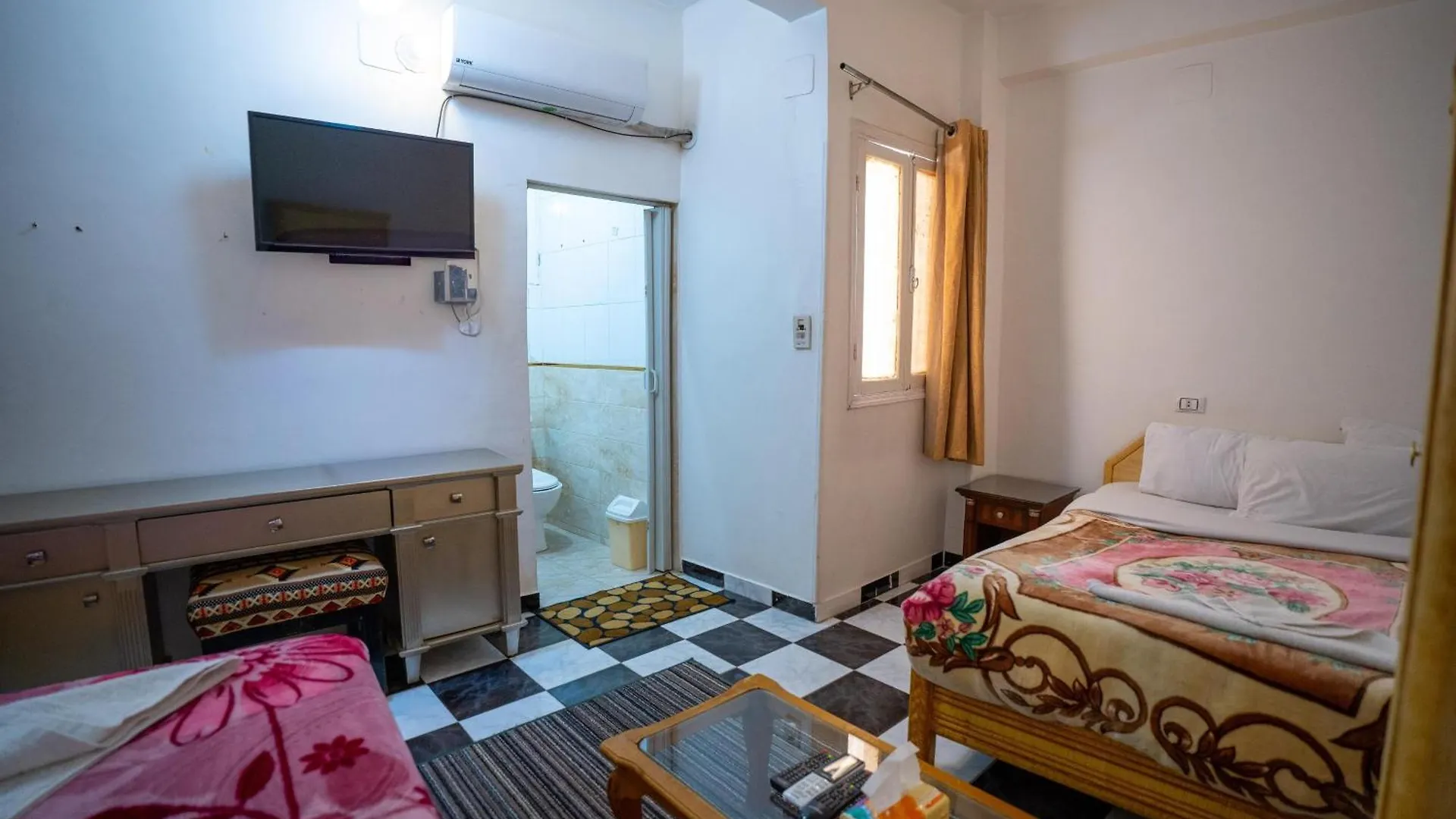 Venus Hotel Luxor 日本人 大歓迎 0*,
